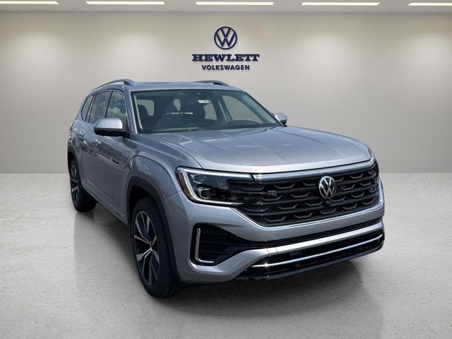 2026 Volkswagen Atlas 2.0T SEL Premium R-Line with Captain's Chairs