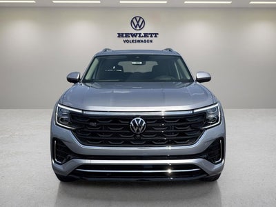 2026 Volkswagen Atlas 2.0T SEL Premium R-Line with Captain's Chairs