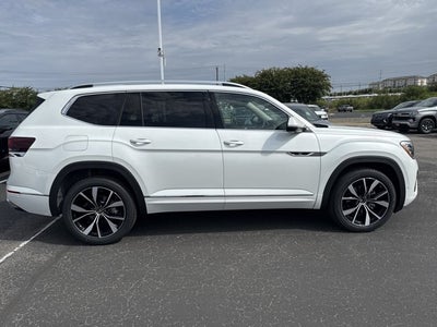 2026 Volkswagen Atlas 2.0T SEL Premium R-Line