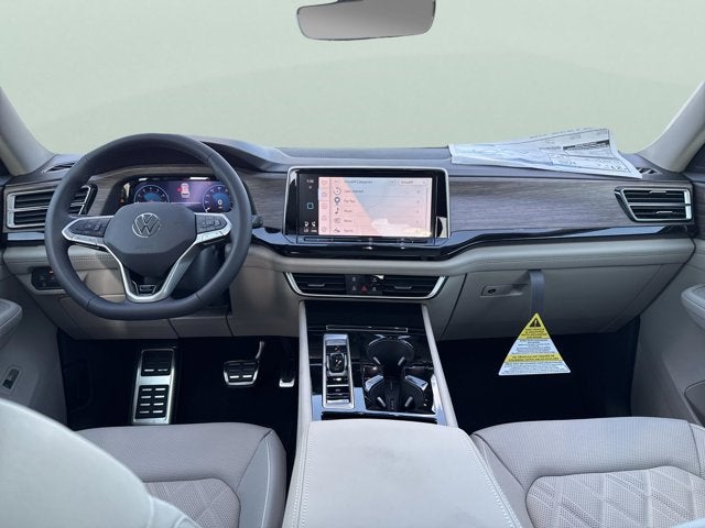 2026 Volkswagen Atlas 2.0T SEL Premium R-Line with Captain's Chairs