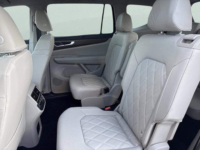 2026 Volkswagen Atlas 2.0T SEL Premium R-Line with Captain's Chairs