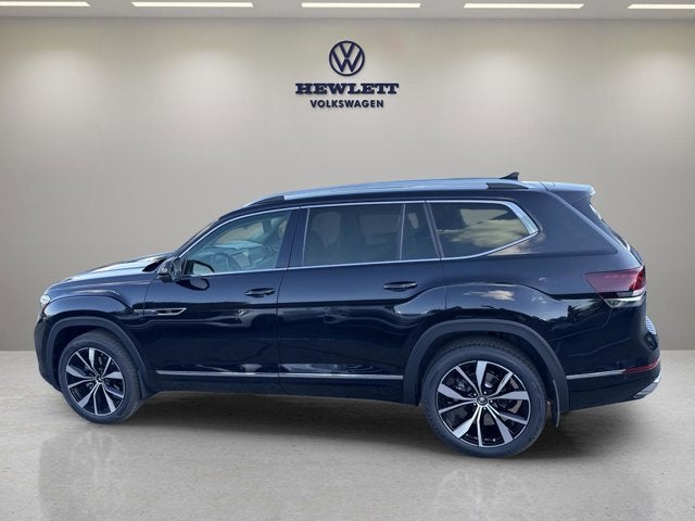 2026 Volkswagen Atlas 2.0T SEL Premium R-Line with Captain's Chairs