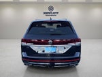 2026 Volkswagen Atlas 2.0T SEL Premium R-Line with Captain's Chairs