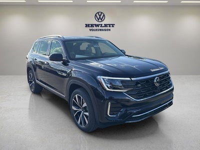 2026 Volkswagen Atlas 2.0T SEL Premium R-Line with Captain's Chairs