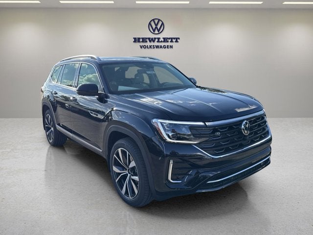 2026 Volkswagen Atlas 2.0T SEL Premium R-Line with Captain's Chairs