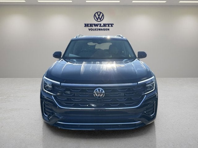 2026 Volkswagen Atlas 2.0T SEL Premium R-Line with Captain's Chairs