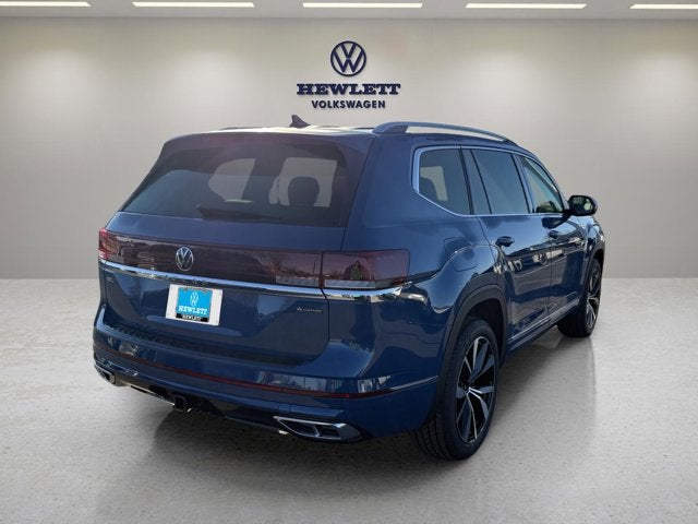 2026 Volkswagen Atlas 2.0T SEL Premium R-Line with Captain's Chairs