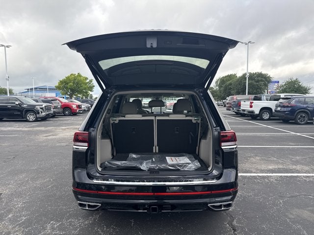 2026 Volkswagen Atlas 2.0T SEL Premium R-Line