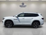 2026 Volkswagen Atlas 2.0T SEL Premium R-Line with Captain's Chairs