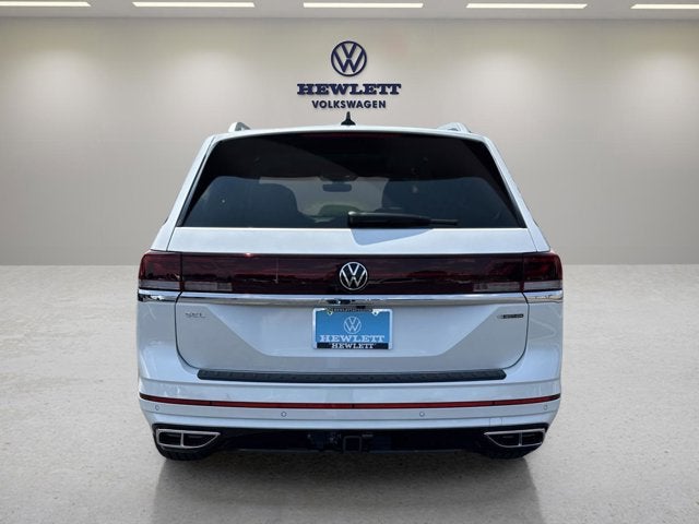 2026 Volkswagen Atlas 2.0T SEL Premium R-Line with Captain's Chairs