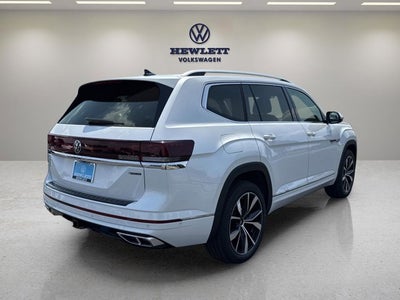 2026 Volkswagen Atlas 2.0T SEL Premium R-Line with Captain's Chairs