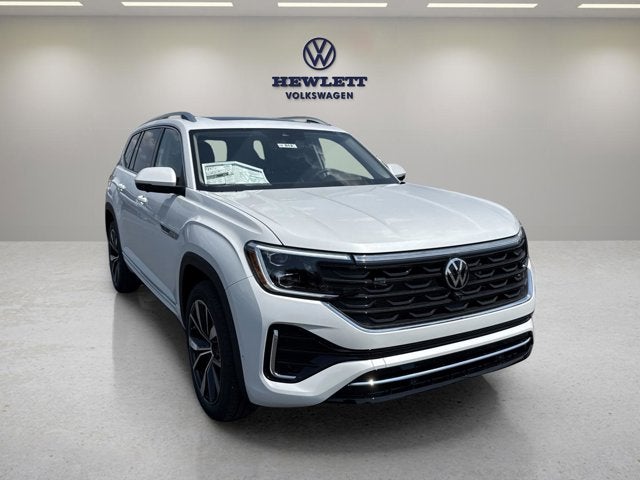 2026 Volkswagen Atlas 2.0T SEL Premium R-Line with Captain's Chairs