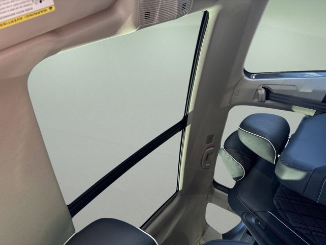 2026 Volkswagen Atlas 2.0T SEL Premium R-Line with Captain's Chairs