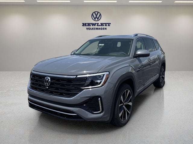 2026 Volkswagen Atlas 2.0T SEL Premium R-Line with Captain's Chairs