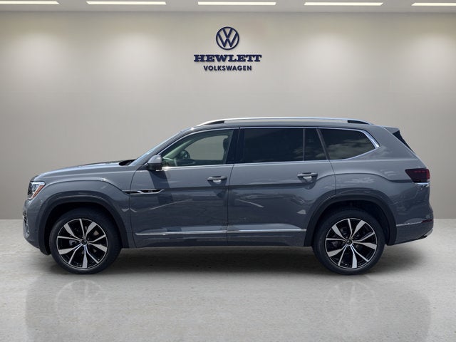 2026 Volkswagen Atlas 2.0T SEL Premium R-Line with Captain's Chairs