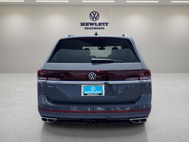 2026 Volkswagen Atlas 2.0T SEL Premium R-Line with Captain's Chairs