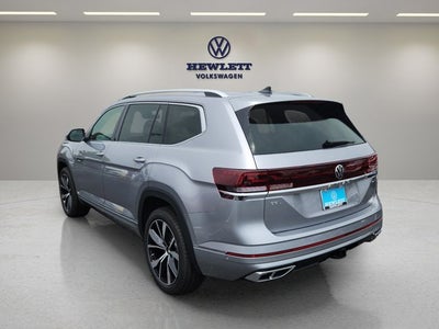 2025 Volkswagen Atlas 2.0T SEL Premium R-Line with Captain's Chairs