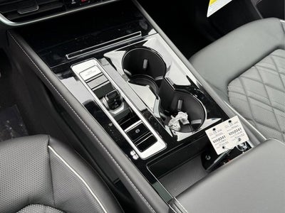 2025 Volkswagen Atlas 2.0T SEL Premium R-Line with Captain's Chairs