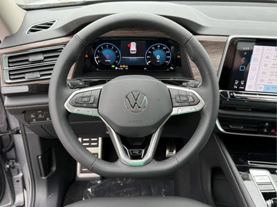 2025 Volkswagen Atlas 2.0T SEL Premium R-Line with Captain's Chairs