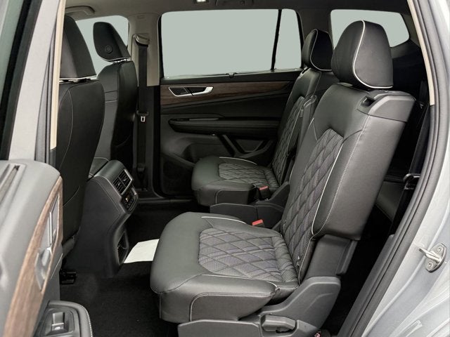 2025 Volkswagen Atlas 2.0T SEL Premium R-Line with Captain's Chairs