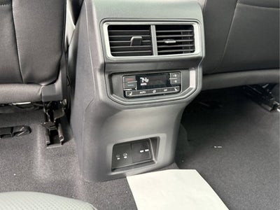 2025 Volkswagen Atlas 2.0T SEL Premium R-Line with Captain's Chairs