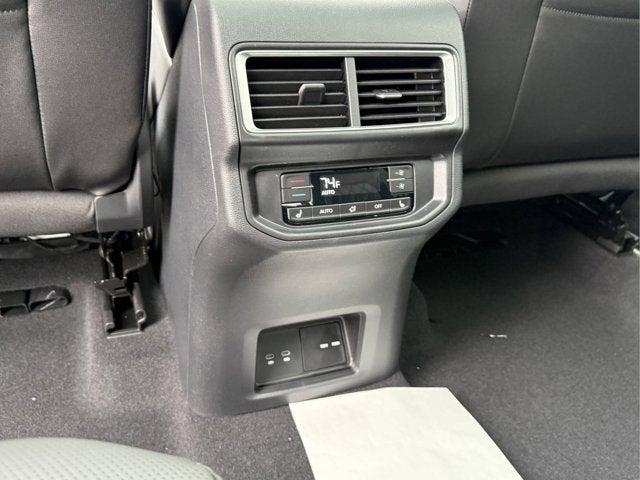 2025 Volkswagen Atlas 2.0T SEL Premium R-Line with Captain's Chairs