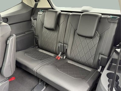 2025 Volkswagen Atlas 2.0T SEL Premium R-Line with Captain's Chairs