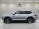 2025 Volkswagen Atlas 2.0T SEL Premium R-Line with Captain's Chairs