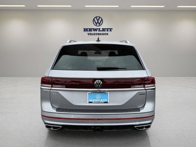 2025 Volkswagen Atlas 2.0T SEL Premium R-Line with Captain's Chairs