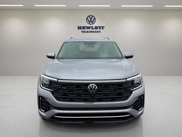 2025 Volkswagen Atlas 2.0T SEL Premium R-Line with Captain's Chairs
