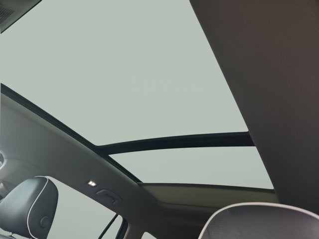 2025 Volkswagen Atlas 2.0T SEL Premium R-Line with Captain's Chairs