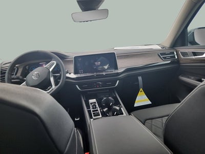 2025 Volkswagen Atlas 2.0T SEL Premium R-Line with Captain's Chairs