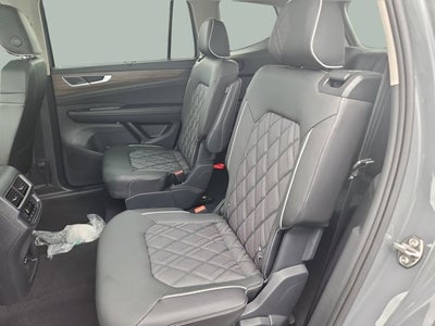 2025 Volkswagen Atlas 2.0T SEL Premium R-Line with Captain's Chairs