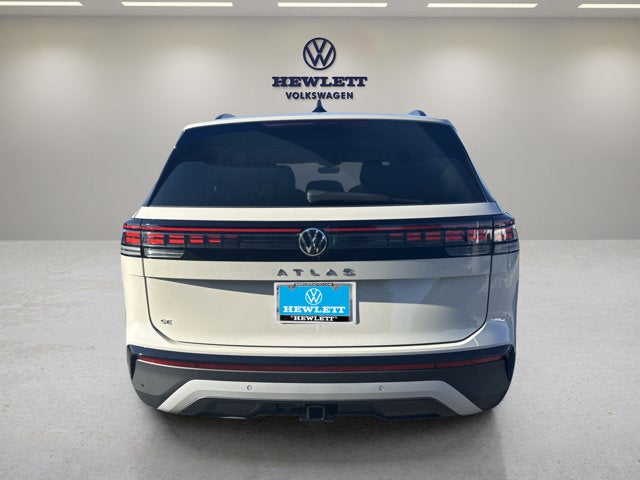 2027 Volkswagen Atlas SE w/Technology