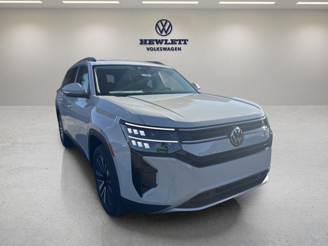 2027 Volkswagen Atlas SE w/Technology