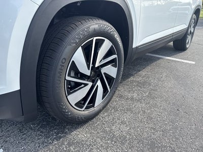 2026 Volkswagen Atlas 2.0T SE w/Technology with Captain's Chairs
