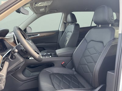 2026 Volkswagen Atlas 2.0T SE w/Technology with Captain's Chairs