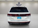 2026 Volkswagen Atlas 2.0T SE w/Technology with Captain's Chairs