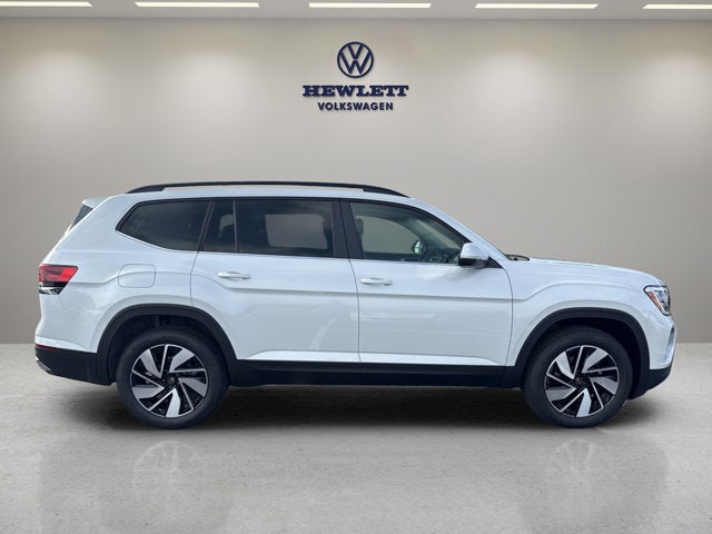 2026 Volkswagen Atlas 2.0T SE w/Technology with Captain's Chairs