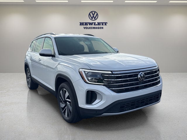 2026 Volkswagen Atlas 2.0T SE w/Technology with Captain's Chairs