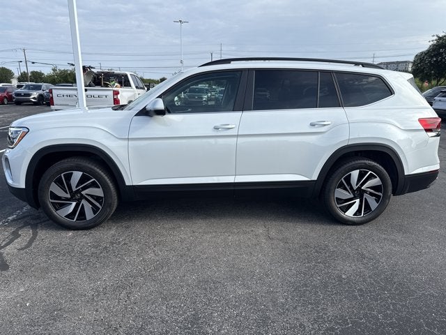 2026 Volkswagen Atlas 2.0T SE w/Technology with Captain's Chairs