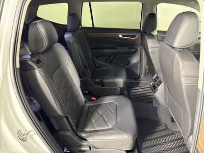 2026 Volkswagen Atlas 2.0T SE w/Technology with Captain's Chairs