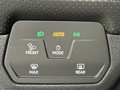 2026 Volkswagen Atlas 2.0T SE w/Technology with Captain's Chairs