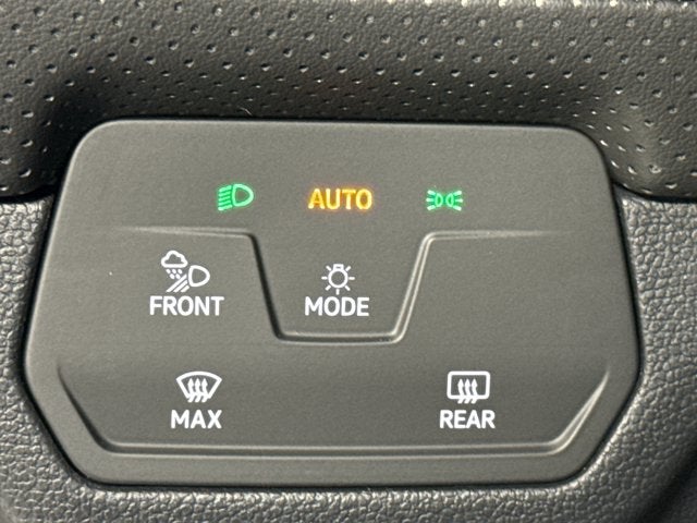 2026 Volkswagen Atlas 2.0T SE w/Technology with Captain's Chairs