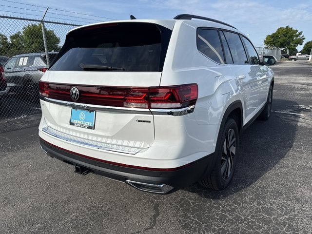 2026 Volkswagen Atlas 2.0T SE w/Technology with Captain's Chairs