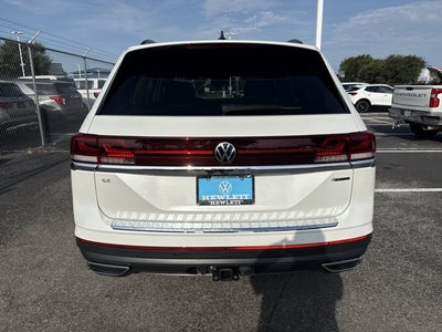 2026 Volkswagen Atlas 2.0T SE w/Technology with Captain's Chairs