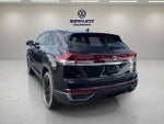 2026 Volkswagen Atlas Cross Sport 2.0T SE w/Technology and Panoramic Sunroof Package