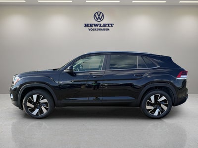 2026 Volkswagen Atlas Cross Sport 2.0T SE w/Technology and Panoramic Sunroof Package