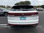 2026 Volkswagen Atlas Cross Sport 2.0T SE w/Technology and Panoramic Sunroof Package