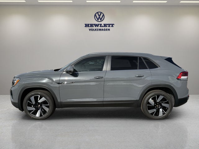 2026 Volkswagen Atlas Cross Sport 2.0T SE w/Technology and Panoramic Sunroof Package